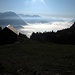 Im Abstieg nach Schwyz noch die letzten Sonnenstrahlen geniessen