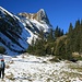 im wunderschönen Mahdtal, hinten der Torkopf