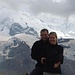 Sonja und ich auf dem Oberrothorn. Im Hintergrund das Monte Rosa Gebiet, leider sehr vernebelt.