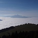 Pilatus ragt aus dem Nebel, im Hintergrund Mönch ( 4107m ) und Eiger ( 3970m )