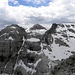 Bec de Mesdi, 2967 m-links, Piz Boe,3152m, im Bildmitte(Im Hintergrund) und Sass de Mesdi, 2980 m-rechts.Es ist richtig?