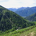 Blick von Alpe Borca zurück zum Ausgangspunkt Arvogno (rechts)