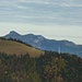 Der Hohe Kasten schaut übers herbstlich gefärbte Vorderälpele