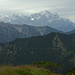 Die Zugspitze hat kurz nach Sommeranfang nochmal eine weiße Haube aufgesetzt.