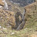 Tiefblick vom Redertengrat