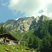 Alp de Cisterna und die Felsfluchten des Sass Castel (NW-Gipfel)