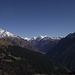 da sx Pizzo Redorta, in centro Valbondione con le sue cime, a dx Vigna Soliva 2356