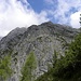 Das Birnhorn,2634m, das gegen Sudosten mit einer machtigen, uber 1300 Meter hohen Felswand abbricht, ist der Hauptgipfel der Leoganger Steinberge.