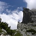 In die Mittagsscharte.Nach rechts ist die Einstieg im Leoganger Sud Klettersteig am Ostliche Mitterhorn,2206m.