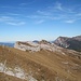 erst im Nachhinein realisierte ich, dass wir auf dem höchsten Puntk des gesamten Grates der Sibe Hängste standen - die hinten aufragenden Trogehorn, Hohgant-West (Widderfeld) und Hohgant (Steinigi Matte und Furggegütsch) sind selbstverständlich höher