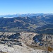 Gipfelblick über die Zwischenstufe nach Sörenberg und in die Alpen