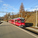 Einfahrender Regionalzug aus Davos Platz in den Bahnhof Filisur