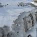 Väterchen Frost: Vereiste Felsstufe unterhalb des Chrummhornsattels 
