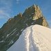 Auf dem Weg über den Firngrat (Südostgrat) zum felsigen Gipfelaufbau vom Zinalrothorn (4221,2m). Die Spannung steigt…
