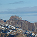 Blick auf die schneefreien Südflanken von Druesberg und Co