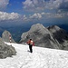 Skiing hinab zur Schrammbachscharte (2550m), mit Torsaule, 2588m, Kleiner Bratschenkopf,2686m und Gamsleitengrat-ein bischen rechts.