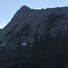 Foto vom ersten Besteigungsversuch am 14.11.2011:<br /><br />Die abweisende Nordseite der Jöri Jegersch Nase (2434m).