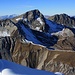 Foto vom ersten Besteigungsversuch am 14.11.2011:<br /><br />Aussicht beim Sattel unterhalb des Plattenflue Westgrates zum Strel (2842m), P.2844m, Älplihorn (3005,6m) und Leidbachhorn (2908m). Rechts von den Gipfel sind die kleinen Vorgipfelchen Schrättenflue (2607m) und Schwarzhorn (2625m) zu sehen.