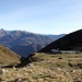 <b>Alpe Duragno (1483 m).
Agli inizi di giugno del 1975, una valanga ha distrutto quasi completamente la sosta e parte della cascina abitata.</b>