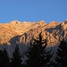 Sonnenaufgang im Bergleintal - an den Südhängen von Wettersteinwand und Rotplattenspitze.