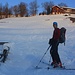 Es hat viel Schnee! Gleich am oberen Dorfende von Seewis im Prättigau kann die Skitour auf den Vilan beginnen. 