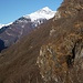 Oberhalb Someo - Links eingangs Val Bosco, rechts Madone di Comedo