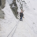 Dalla scaletta al ghiacciaio mettiamo una corda doppia.