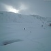 Suni e Ivan immersi nel bianco verso l'Alpe Pradasca