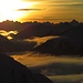 Kein Falschfarbenfilm: plötzlich wird der Himmel ganz gelb über den Allgäuer Alpen