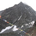 Zurück bei der Kaunergrathütte - der Gipfel der Wazespitze hüllt sich in Wolken