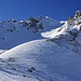 Blick hinauf von der Fanezfurgga (2580m) zu Gipfel des Chrachenhorns (2891m).