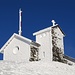 Kapelle auf der Rigi Kulm, ebenfalls vom Schnee gezeichnet.<br />(kein Minarett, sondern Sendeturm)