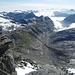 Blick vom Gipfel ins Hinterrheintal - unten der "Ursprung"