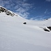 <b>Giunto a 2100 m di quota, dove normalmente si piega a destra per aggirare il Pan de Zucher, noto che gli accumuli di neve sono veramente importanti. Si rafforza quindi la convinzione della giustezza della scelta del piano B.</b>