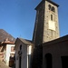 La chiesa di S.Bartolomeo e S.Nicolao con il suo campanile romanico pendente del 13° secolo