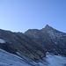 Der Nordostgrat der Rötspitze mit Vorgipfel vom Rötkees aus gesehen.