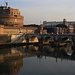 Roma (37m): Ponte Sant’Angelo über den Tevere und das mächtige  Castel Sant’Angelo.