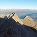 Torrone Basso und Mottone di Cava, am Horizont die Berner Alpen