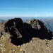 Gipfel 7 bis 5 von 4, am Horizont die Walliseralpen
