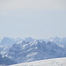 Rautispitz-Wiggis vor den Urner und Zentralschweizer Alpen und einem Teil der Berner (Hoch-)Alpen