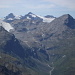 Gipfelschau zum Rheinwaldhorn. Der Klotz rechts ist das Fanellhorn. Eine ebenfalls sehr lohnende Tour