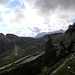 Im Aufstieg ins Val de le Baracche,Forcella de Popena im Bildmitte,Gruppo delle Marmarole im Hintergrund.