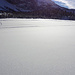 Unberührter Schnee auf dem See, also zieht da der alpinbachi seine Spur rein…