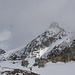 Becca d' Epicoune 3529m, sulla cresta di neve a sin sale la normale