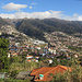 Funchal breitet sich über alle Hügel aus