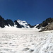 Der Glacier blanc wird weißer - Erster Blick auf die Nordflanke der Barre des Ecrins