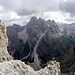 Gesellknoten(2870m)-links, Dreischusterspitze(3152m), Kleineschuster(3095m) im Bildmitte, Weisslahnspitze und Schusterplatte ein bisschen rechts, Paternkofel rechts im Hintergrund.