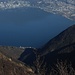 Von den Alphütten beim Gipfelchen Tamaretto hat man einen wunderbaren Tiefblick auf den Lago Maggiore (193m), Minusio (214m) und Tenero (215m).