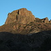 Im Chisos Basin - Blick zum Casa Grande Peak im letzten Tageslicht.