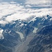Wir überfliegen die Southern Alps, die auch eine Wetterscheide zwischen Westküste und dem Inland darstellen. Im Laufe unserer Rundreise kamen wir noch in den Mt. Cook-Nationalpark